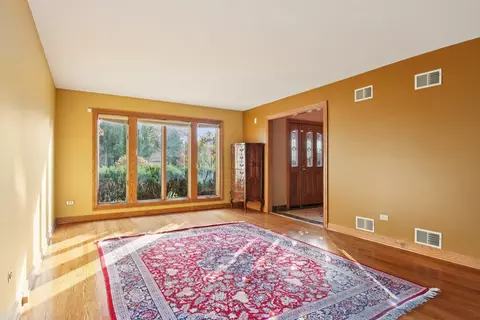 Living - 2450 Saint Andrews Dr, Olympia Fields, IL 60461 photo 4 of 10