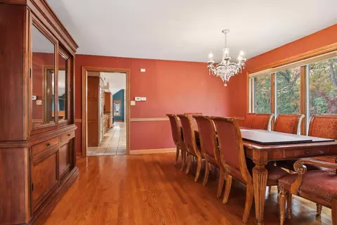 Dining - 2450 Saint Andrews Dr, Olympia Fields, IL 60461 photo 2 of 2