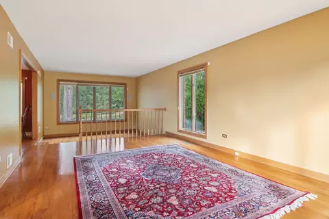 Living - 2450 Saint Andrews Dr, Olympia Fields, IL 60461 photo 5 of 10