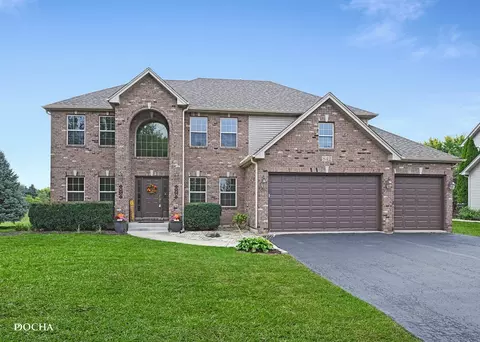 842 Heartland Dr, Yorkville, IL 60560