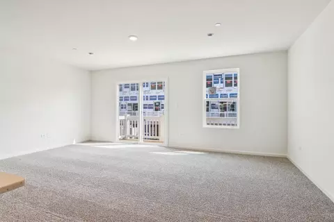 Living - 1386 Foxglove Dr, Bartlett, IL 60103 photo 7 of 8