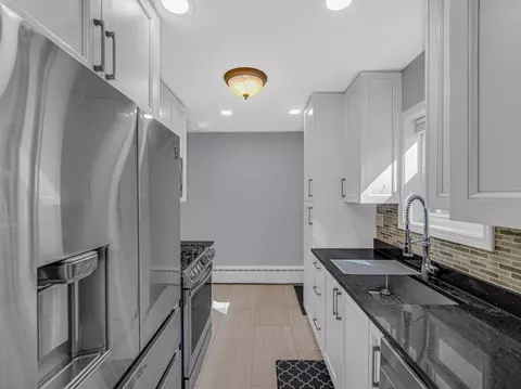 Kitchen - 4537 Warsaw Ave, Lyons, IL 60534 photo 1 of 3