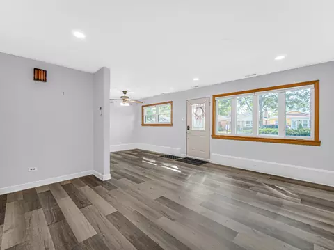 Living - 4537 Warsaw Ave, Lyons, IL 60534 photo 1 of 2