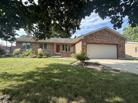 4617 Home Ave, Mchenry, IL 60050