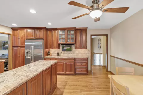 Kitchen - 512 N Forest Dr, Addison, IL 60101 photo 3 of 7