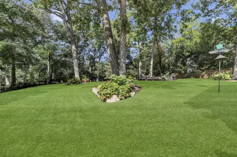 Exterior - 512 N Forest Dr, Addison, IL 60101 photo 13 of 18
