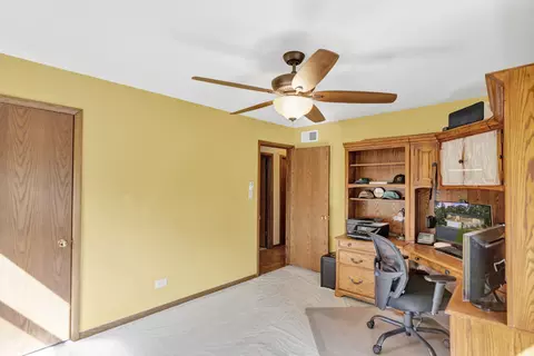 Bedroom - 512 N Forest Dr, Addison, IL 60101 photo 6 of 9