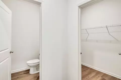 Entry Way - 1290 Tiger Lily Dr, Bartlett, IL 60103 photo 3 of 10