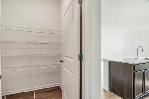 Entry Way - 1290 Tiger Lily Dr, Bartlett, IL 60103 photo 2 of 10