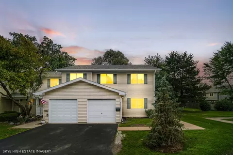 531 Alton Ct, Carol Stream, IL 60188