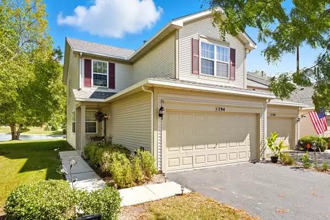 1794 N Wentworth Cir, Romeoville, IL 60446