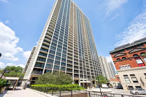 1560 N Sandburg Ter #1808, Chicago, IL 60610
