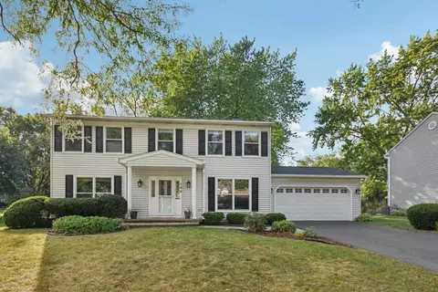 106 Bridgeport Ln, Geneva, IL 60134