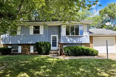 1810 Jacobssen Dr, Normal, IL 61761