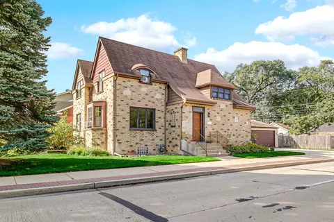 400 S Wille St, Mount Prospect, IL 60056