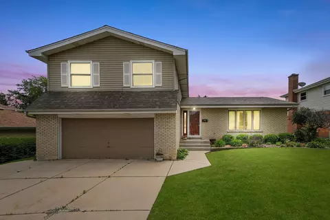 1125 Charlene Ln, Schaumburg, IL 60193