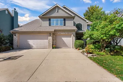 0 W N776 W Curtis Sq, Geneva, IL 60134