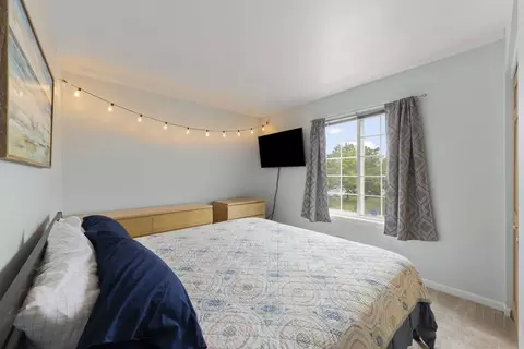 Bedroom - 446 Summersweet Ln, Bartlett, IL 60103 photo 2 of 3