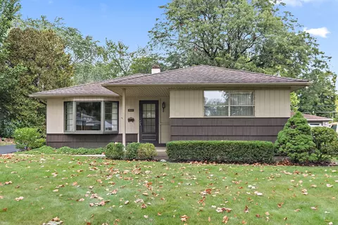 Exterior - 3602 Falcon Ct S, Rolling Meadows, IL 60008 photo 2 of 5