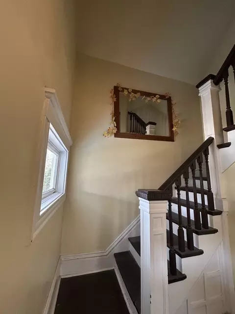 Entry Way - 376 Jefferson Ave, Elgin, IL 60120 photo 1 of 1
