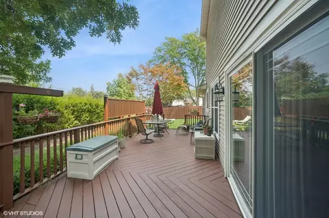 1208 Old Timber Ln, Hoffman Estates, IL 60192 photo 17
