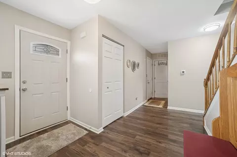 1208 Old Timber Ln, Hoffman Estates, IL 60192 photo 16