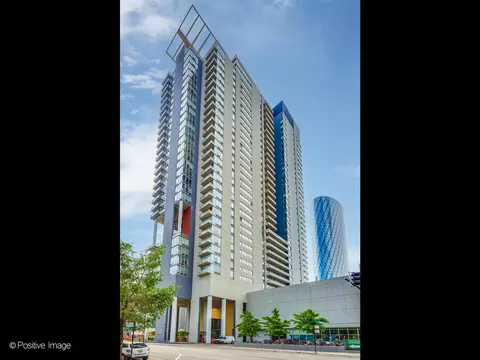 737 W Washington Blvd #3310, Chicago, IL 60661