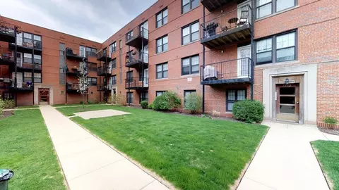 5230 N Campbell Ave #1B, Chicago, IL 60625