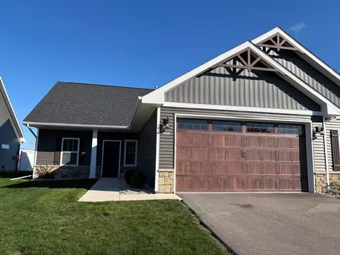 617 Anjali Ct #-, Sycamore, IL 60178