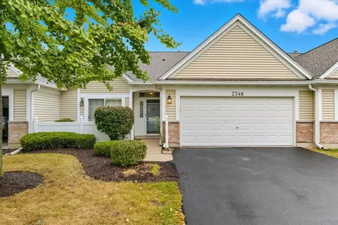 2346 Ashbrook Ln, Grayslake, IL 60030