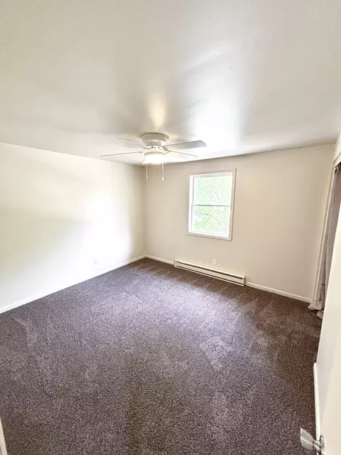 Bedroom - 2345 E Maple St, Kankakee, IL 60901 photo 1 of 2