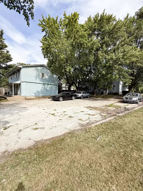Exterior - 2345 E Maple St, Kankakee, IL 60901 photo 5 of 5