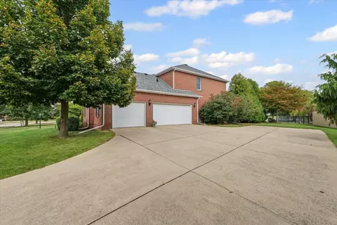 2710 Windward Blvd, Champaign, IL 61821 photo 42