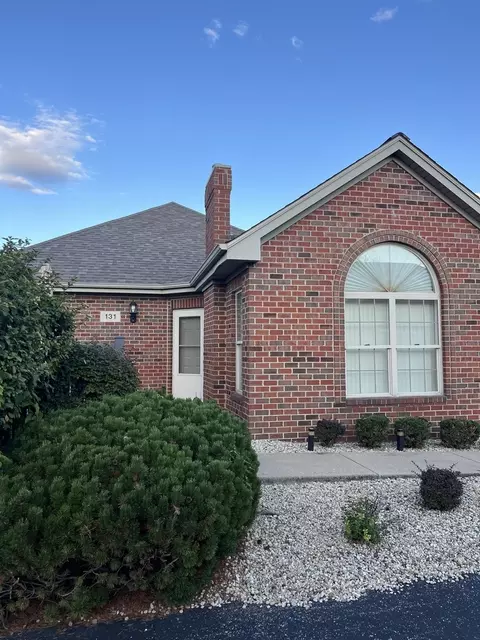 131 E 163rd St #16A, South Holland, IL 60473