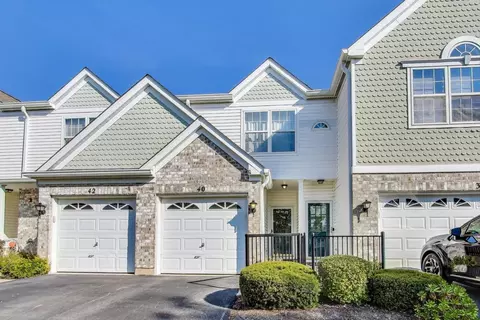 40 Arboretum Dr #256, Lombard, IL 60148