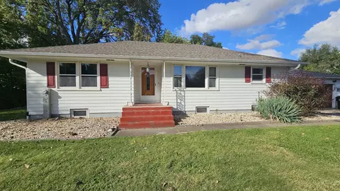 13658 E Flagg Rd, Rochelle, IL 61068 photo 3