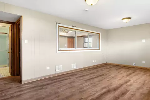 Living - 8225 Beloit Ave, Bridgeview, IL 60455 photo 4 of 4
