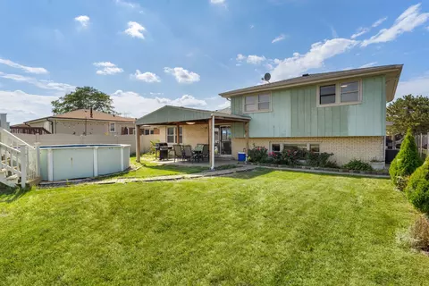Exterior - 8225 Beloit Ave, Bridgeview, IL 60455 photo 3 of 4