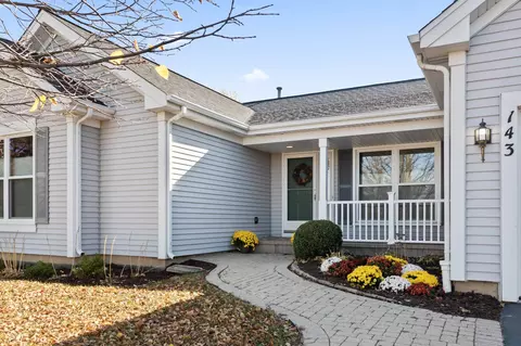 143 Winddance Dr, Lake Villa, IL 60046