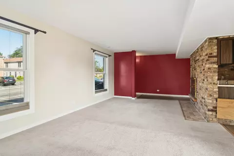 Living - 1817 Sessions Walk, Hoffman Estates, IL 60169 photo 5 of 8