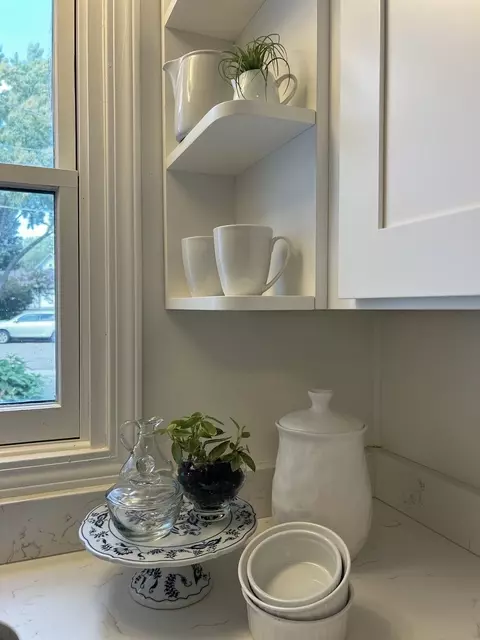 Kitchen - 231 E Shannon St, Elburn, IL 60119 photo 3 of 4