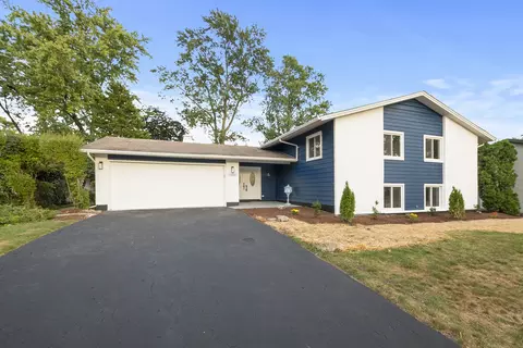 5927 Sherman Dr, Woodridge, IL 60517