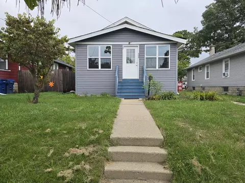 509 N Butrick St, Waukegan, IL 60085