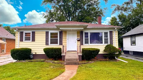 18429 Ridgewood Ave, Lansing, IL 60438