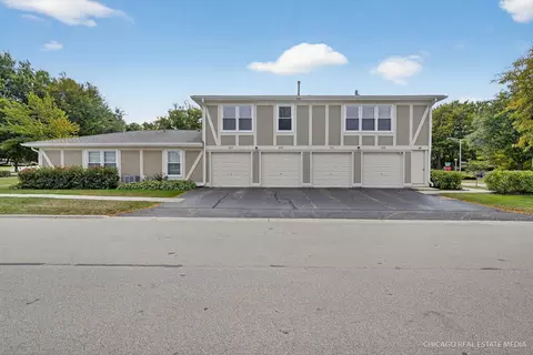 205 Nantucket Hbr #205, Schaumburg, IL 60193