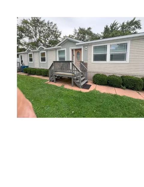 1712 Dixie Hwy #132, Crete, IL 60417