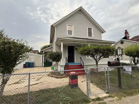 172 N East Ave, Aurora, IL 60505