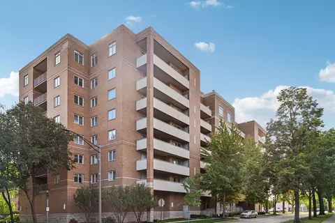 435 William St #205, River Forest, IL 60305