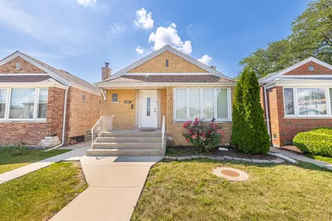 3631 W 69th St, Chicago, IL 60629