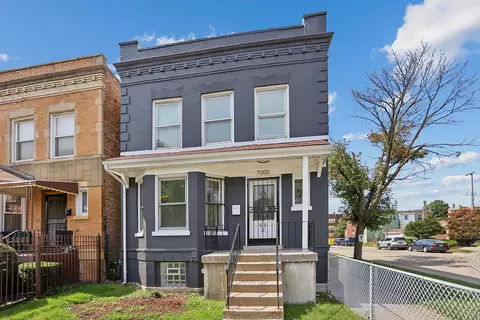7000 S Eberhart Ave, Chicago, IL 60637